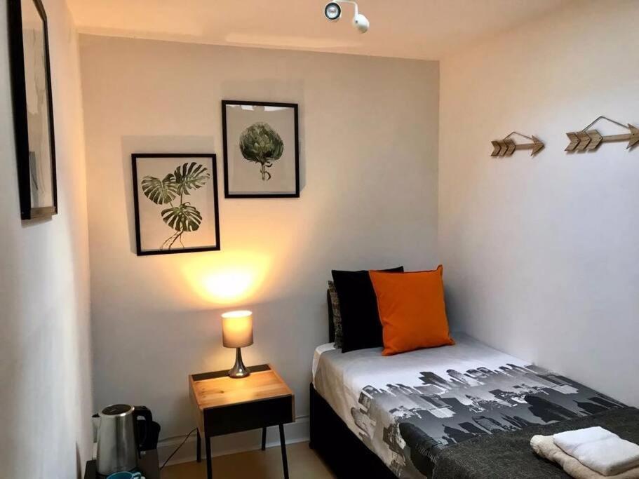 The Kingsview Townhouse - Boutique Hostel إدنبرة المظهر الخارجي الصورة