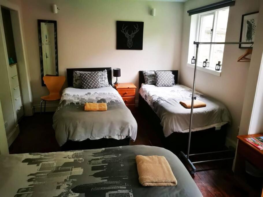 The Kingsview Townhouse - Boutique Hostel إدنبرة المظهر الخارجي الصورة