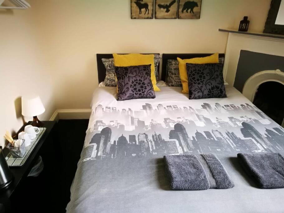 The Kingsview Townhouse - Boutique Hostel إدنبرة المظهر الخارجي الصورة