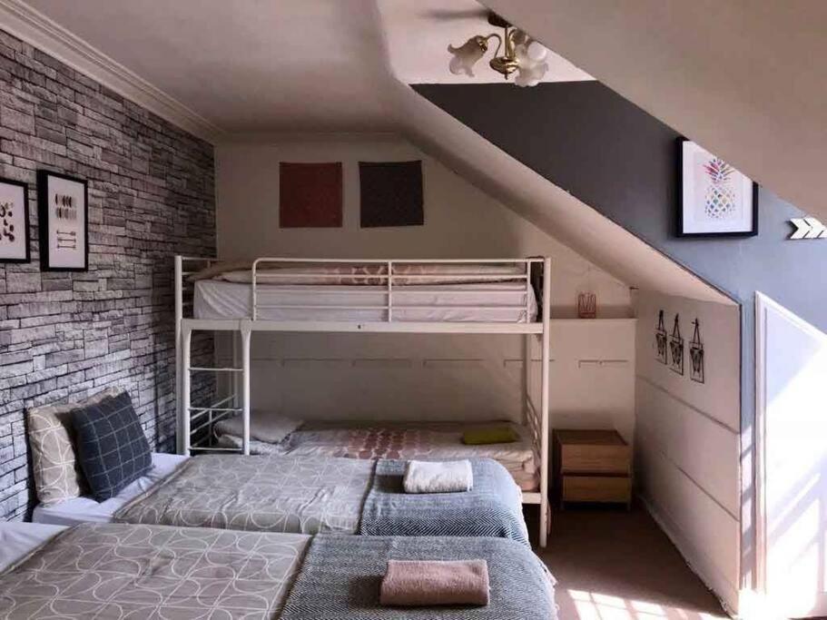 The Kingsview Townhouse - Boutique Hostel إدنبرة المظهر الخارجي الصورة