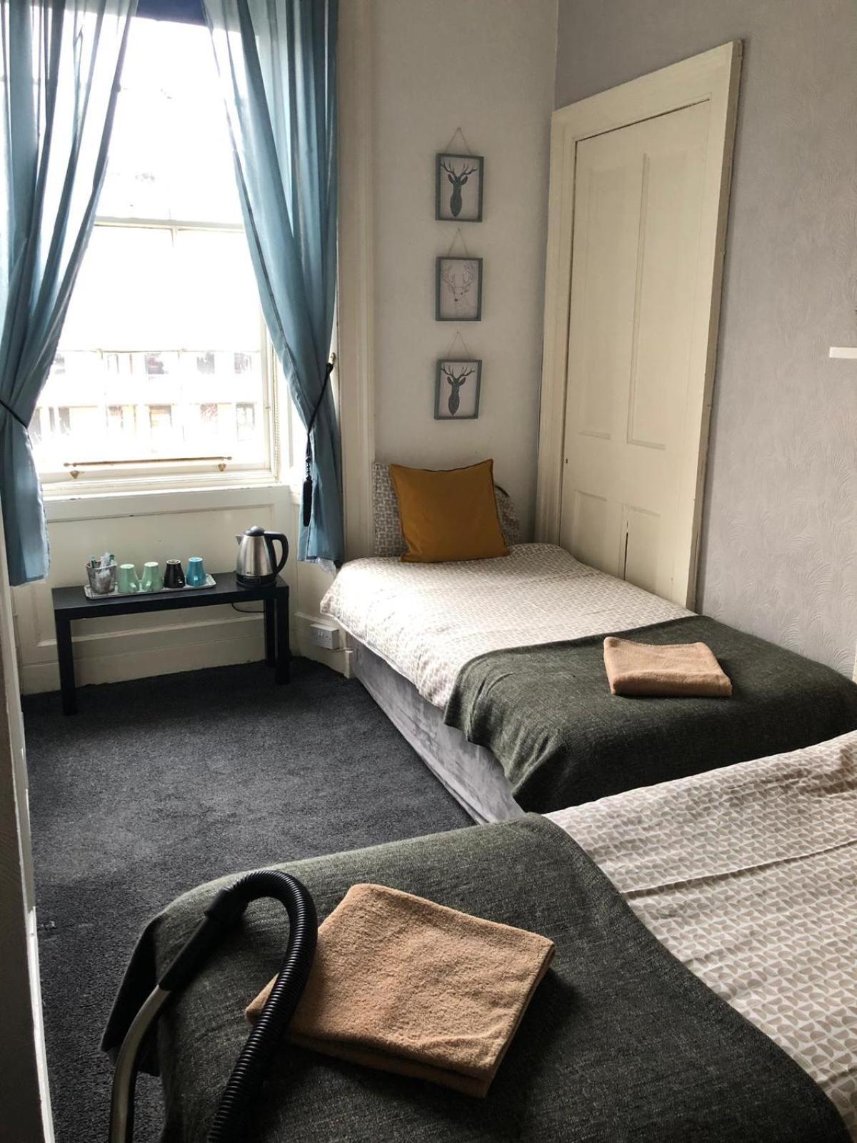 The Kingsview Townhouse - Boutique Hostel إدنبرة المظهر الخارجي الصورة