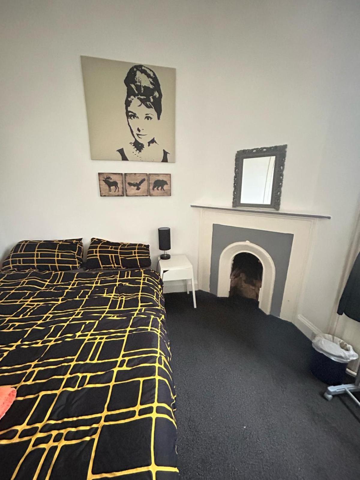 The Kingsview Townhouse - Boutique Hostel إدنبرة المظهر الخارجي الصورة